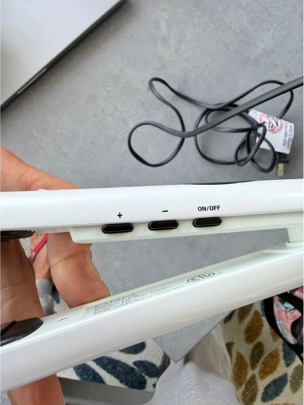 GEM Glamour Energy Magic Ceramic Hair Straightener Flat Iron White Tested